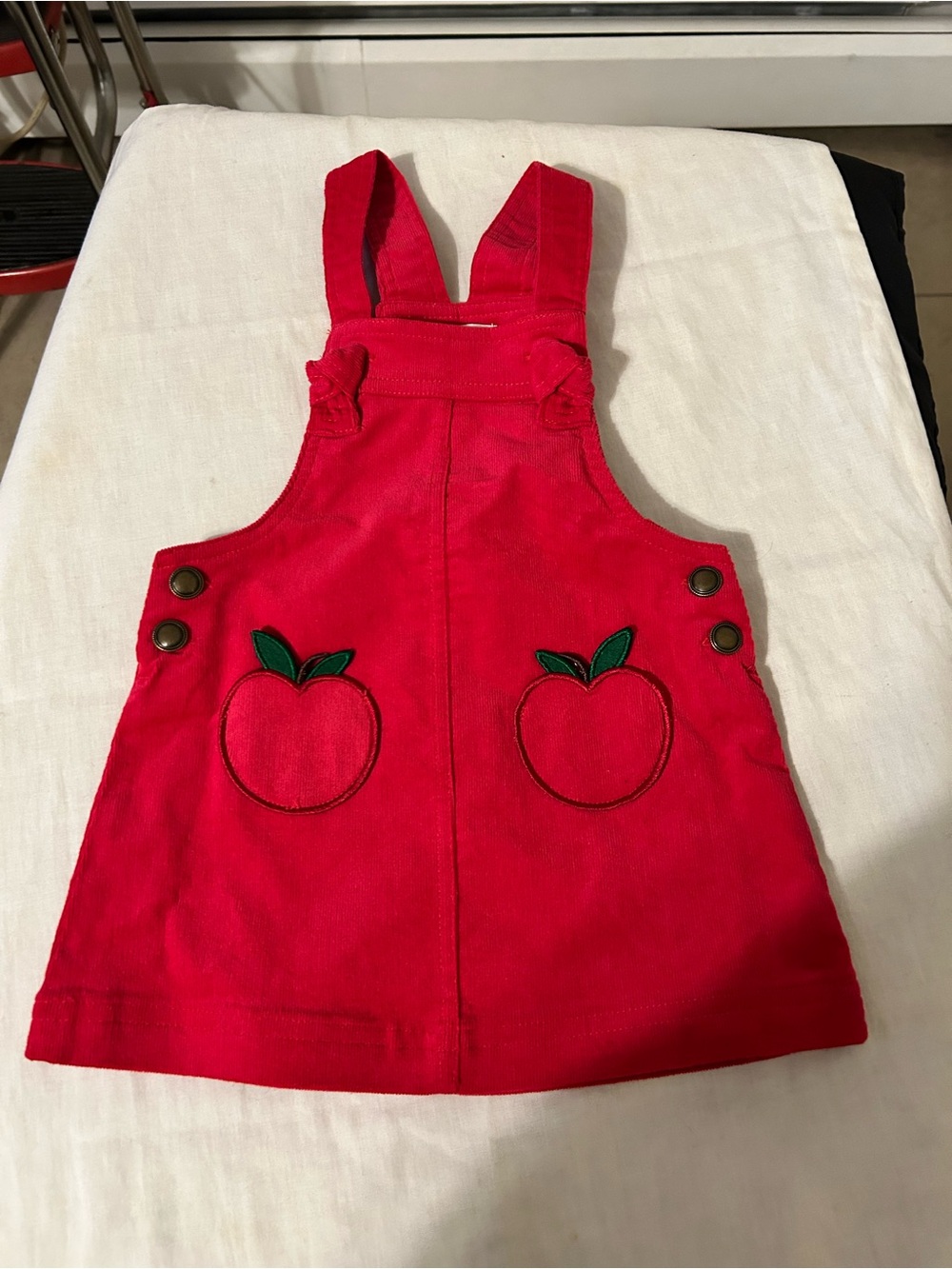 Max Studio Kids Red Corduroy Apple Jumper Pinafore Dress/Girl’s Size 18 M/New